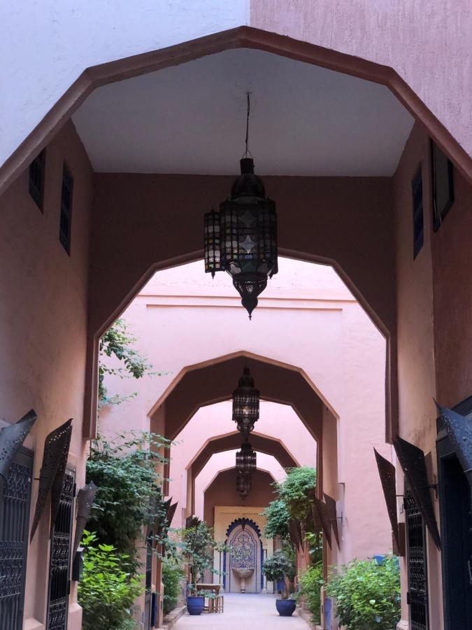 Riad Ramona Lqariya Seyaheya Marakeş Dış mekan fotoğraf