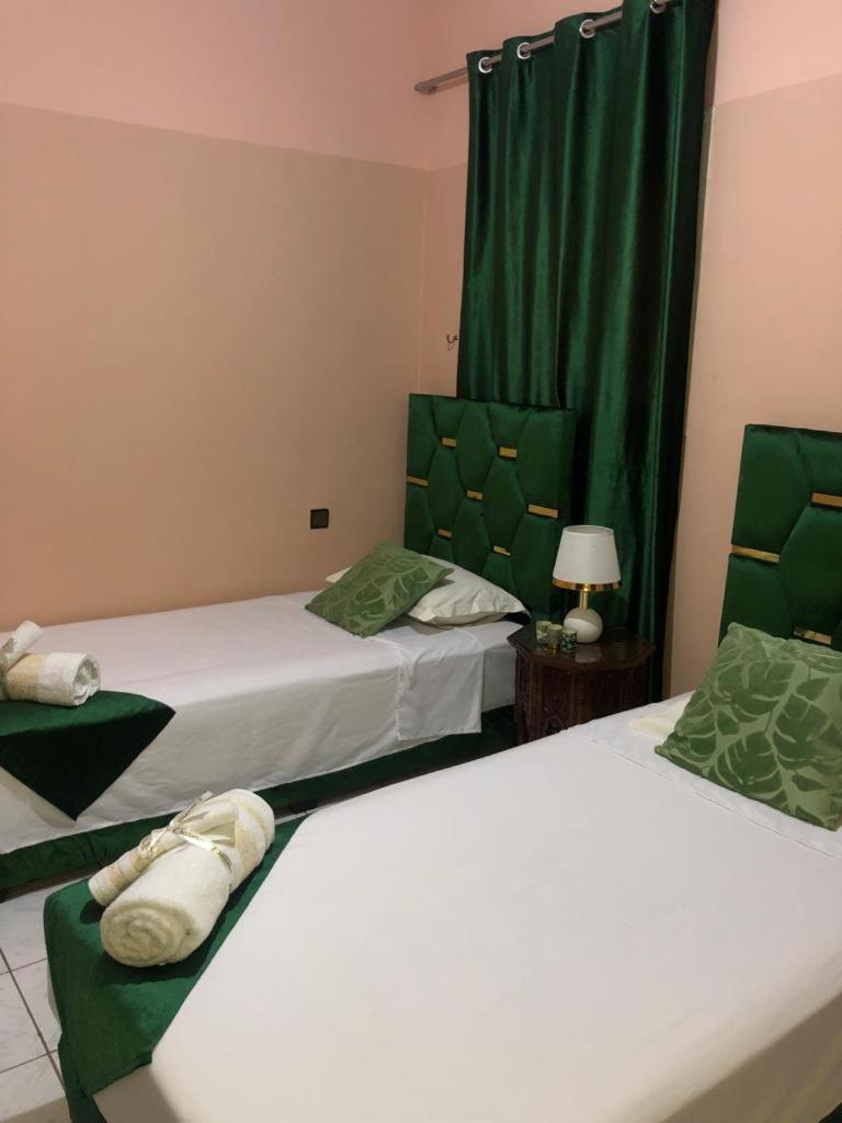 Riad Ramona Lqariya Seyaheya Marakeş Oda fotoğraf